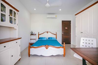RAW5616: 3-Bedroom villa with swimming pool at Rawai. Photo #29