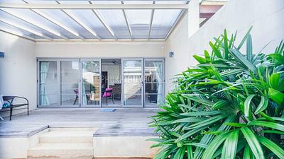 BAN5624: Modern 1 Bedroom house with plunge pool. Photo #1