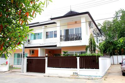 BAN5626: Прекрасный дом с 3 спальнями в роскошном районе острова - Банг Тао. Фото #2