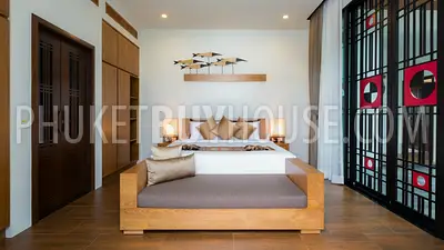 NAI5600: New Tropical Villa with 4 Bedrooms, swimming pool and skylight roof in Nai Harn. Photo #7