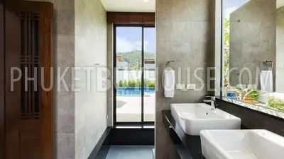 NAI5600: New Tropical Villa with 4 Bedrooms, swimming pool and skylight roof in Nai Harn. Photo #9