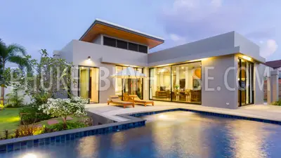 NAI5600: New Tropical Villa with 4 Bedrooms, swimming pool and skylight roof in Nai Harn. Photo #39