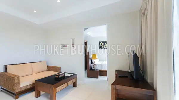 KAT5606: Cosy one-bedroom apartment at Kata beach. Photo #2