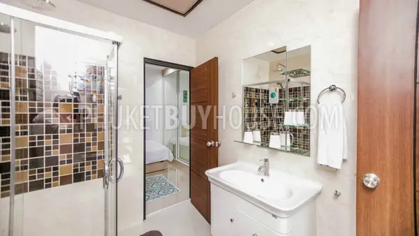 NAI5612: Two-bedroom apartment in walking distance to the beach. Photo #11