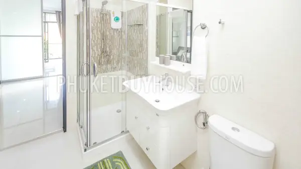 NAI5613: One-bedroom apartment close to Nai Harn beach. Photo #13