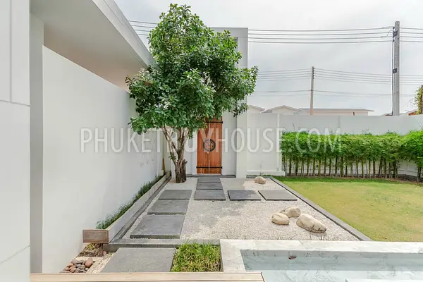 CHA5656: New 3-bedroom Villas in Walking Distance to Palai Beach (Chalong). Photo #3