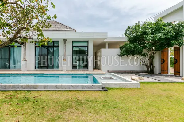 CHA5656: New 3-bedroom Villas in Walking Distance to Palai Beach (Chalong). Photo #59