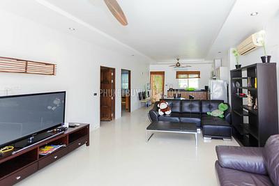 RAW5670: Cozy 2 Bedroom plus 1 room Villa at Rawai. Photo #5