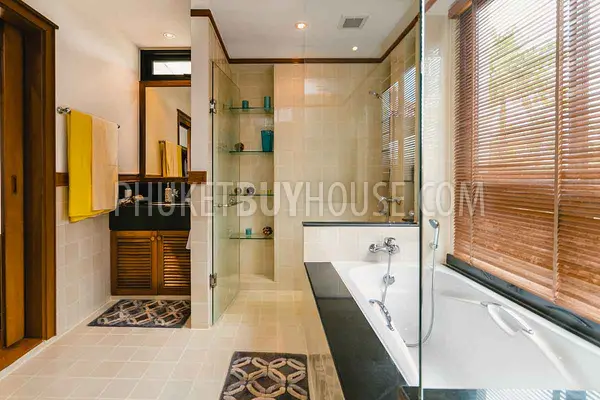BAN5642: Gorgeous 4 Bedroom Villa at Laguna. Fotoğraf #7