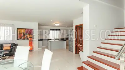 KAT5644: Exclusive Design 2-Storey Villa at Kata. Photo #2