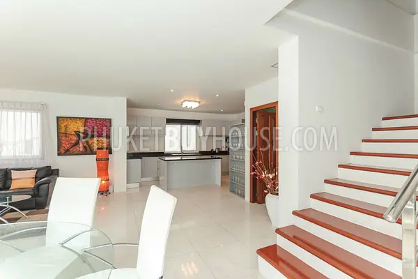 KAT5644: Exclusive Design 2-Storey Villa at Kata. Photo #2