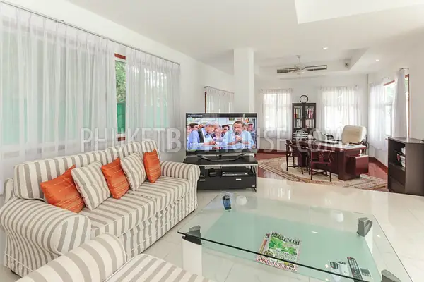 KAT5644: Exclusive Design 2-Storey Villa at Kata. Photo #4
