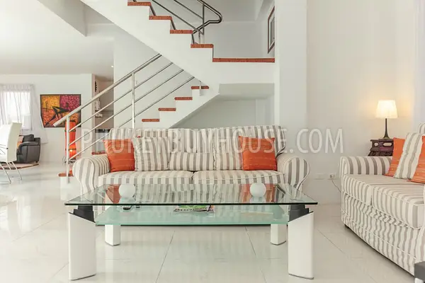KAT5644: Exclusive Design 2-Storey Villa at Kata. Photo #9