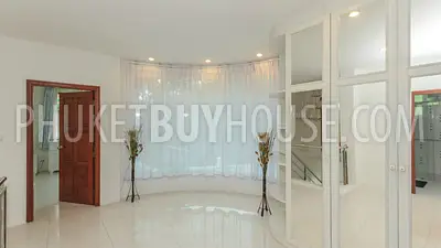 KAT5644: Exclusive Design 2-Storey Villa at Kata. Photo #21
