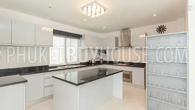 KAT5644: Exclusive Design 2-Storey Villa at Kata. Photo #40