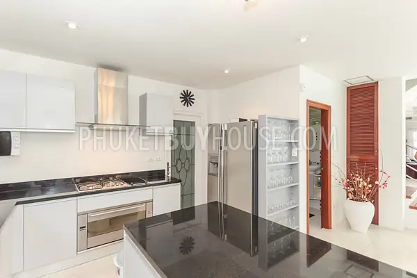 KAT5644: Exclusive Design 2-Storey Villa at Kata. Photo #41