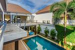 BAN5649: Pool Villa with 3 Bedroom near sandy Bang Tao beach. Thumbnail #9