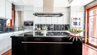 PAN5692: Luxury 6-Bedroom Villa in Panwa. Photo #13
