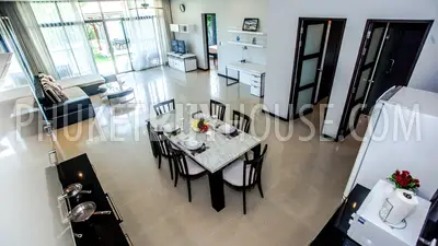 NAI5697: Amazing 3 Bedroom Villa in Nai Harn. Photo #16