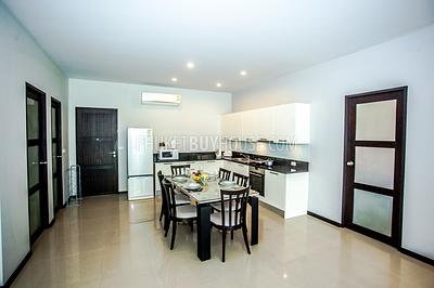 NAI5697: Amazing 3 Bedroom Villa in Nai Harn. Photo #17