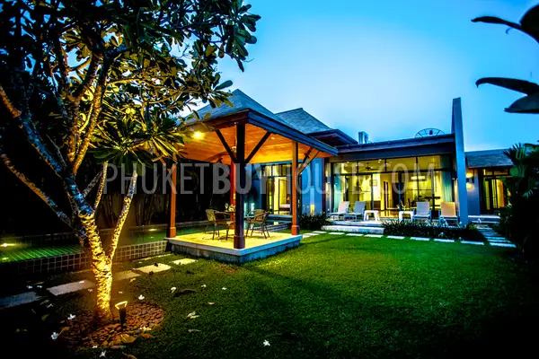 NAI5697: Amazing 3 Bedroom Villa in Nai Harn. Photo #32