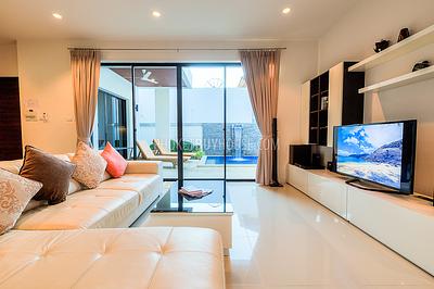 RAW5698: Modern 2 Bedroom Villa conveniently located in Rawai. Photo #11