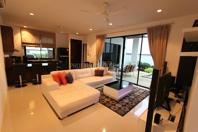 RAW5698: Modern 2 Bedroom Villa conveniently located in Rawai. Photo #24