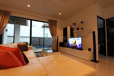 RAW5698: Modern 2 Bedroom Villa conveniently located in Rawai. Photo #25