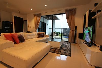 RAW5698: Modern 2 Bedroom Villa conveniently located in Rawai. Photo #26