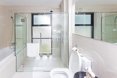RAW5701: Two Bedroom Apartment in Rawai beach. Photo #7