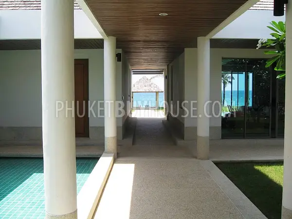 PHA5707: Fantastic 5-Bedroom Beachfront Villa, Natai Beach. Photo #2