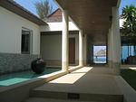 PHA5707: Fantastic 5-Bedroom Beachfront Villa, Natai Beach. Thumbnail #8