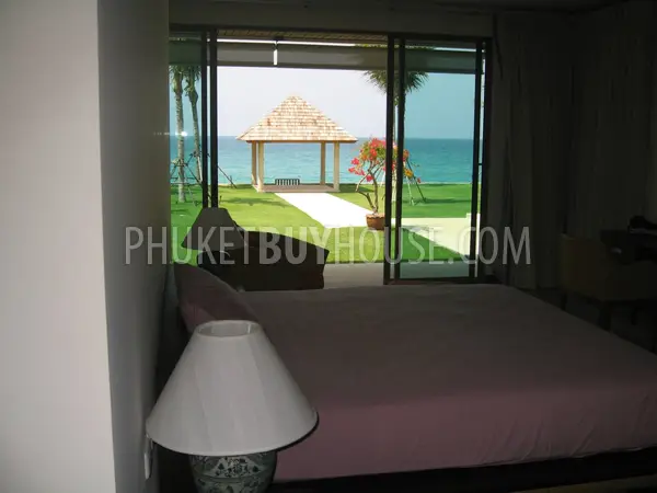 PHA5707: Fantastic 5-Bedroom Beachfront Villa, Natai Beach. Photo #15