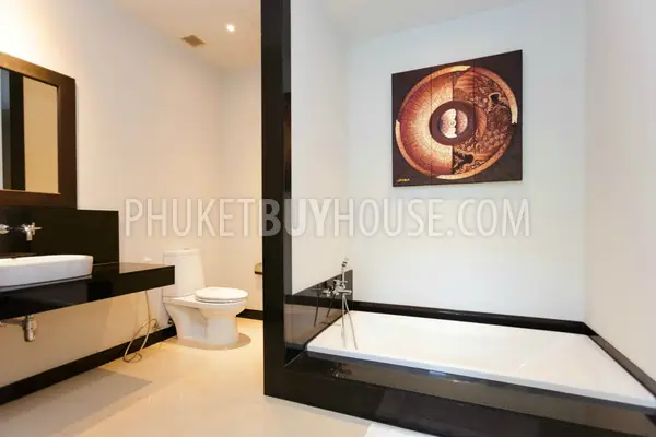 NAI5709: Cozy 2 Bedroom Villa with Pool in Nai Harn. Photo #9