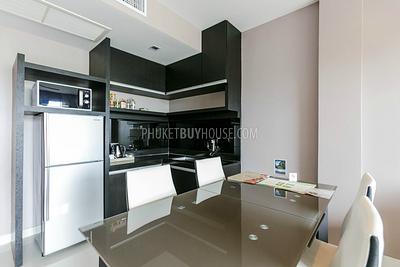 PAT5711: Amazing 1-Bedroom Duplex Apartment in Patong. Photo #16