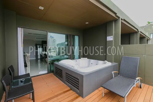 PAT5711: Amazing 1-Bedroom Duplex Apartment in Patong. Photo #18