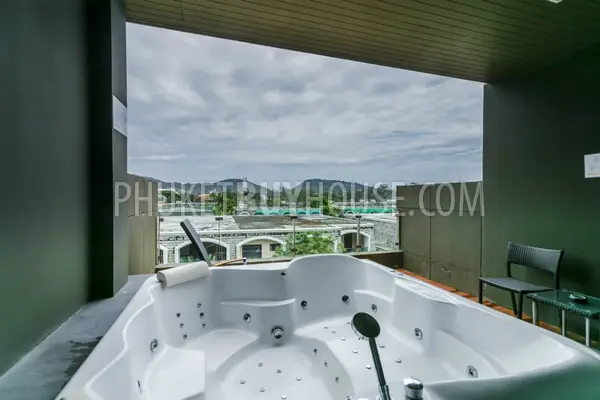 PAT5711: Amazing 1-Bedroom Duplex Apartment in Patong. Photo #21