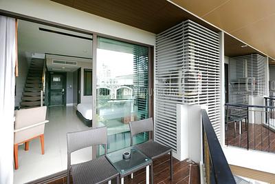 PAT5711: Amazing 1-Bedroom Duplex Apartment in Patong. Photo #27