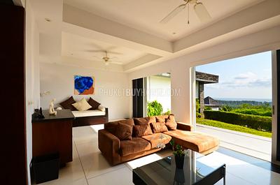 LAY5679: Wonderful 4 Bedroom Villa in the North of Phuket. Photo #3