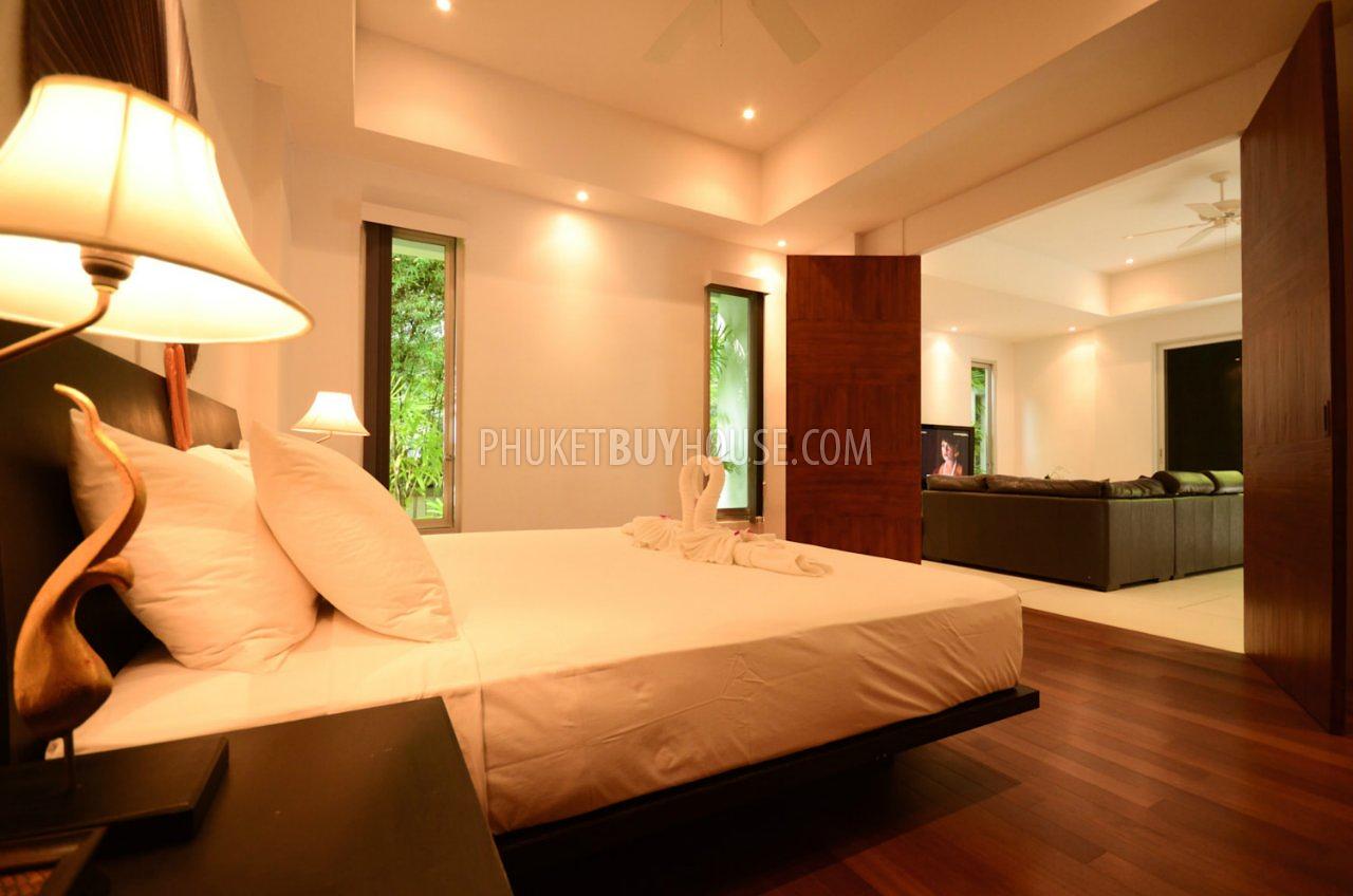 LAY5679: Wonderful 4 Bedroom Villa in the North of Phuket. Photo #12
