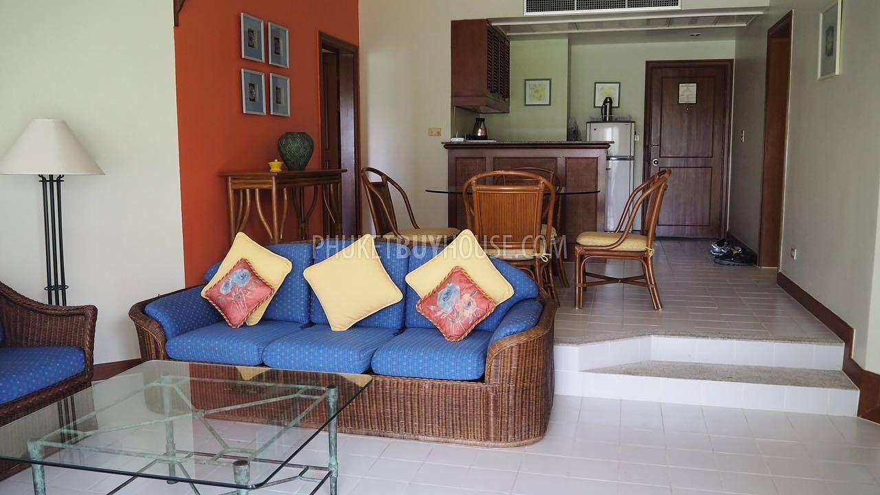 BAN5681: Perfect 2 Bedroom Apartment on the North of Phuket. Photo #6