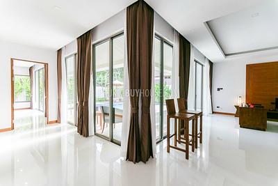 RAW5682: Sophisticated 2-bedroom villa for sale. Photo #27