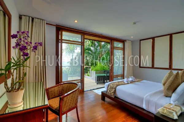 SUR5685: Stunning 5 Bedroom Villa With Sea View, Surin Beach. Photo #11