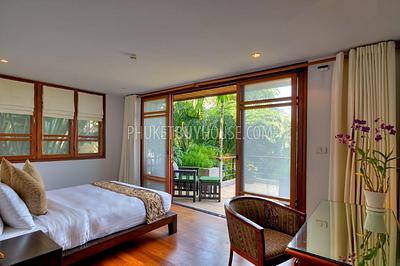 SUR5685: Stunning 5 Bedroom Villa With Sea View, Surin Beach. Photo #12