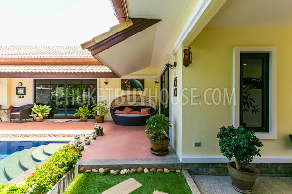 NAI5732: Amazing 3 Bedroom Villa in Nai Harn. Photo #4