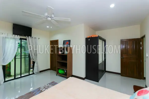 NAI5732: Amazing 3 Bedroom Villa in Nai Harn. Photo #15