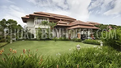 BAN5736: Luxury Villa With 4 Bedrooms and Lake View in Laguna – Bang Tao. Fotoğraf #1