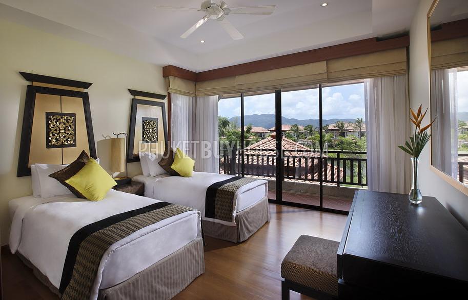 BAN5736: Luxury Villa With 4 Bedrooms and Lake View in Laguna – Bang Tao. Photo #2