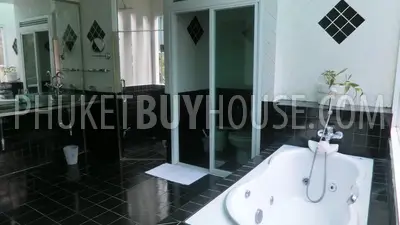 KAT5739: Lovely 6 Bedroom Villa in Kata Beach. Photo #13
