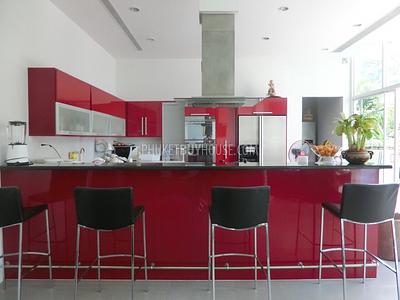 KAT5739: Lovely 6 Bedroom Villa in Kata Beach. Photo #17